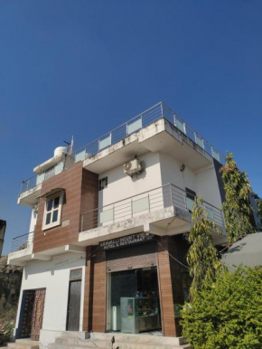 Aravalli Mount View Hotel And Restaurant